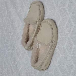 UGG HOUSE SHOES, WOMEN.